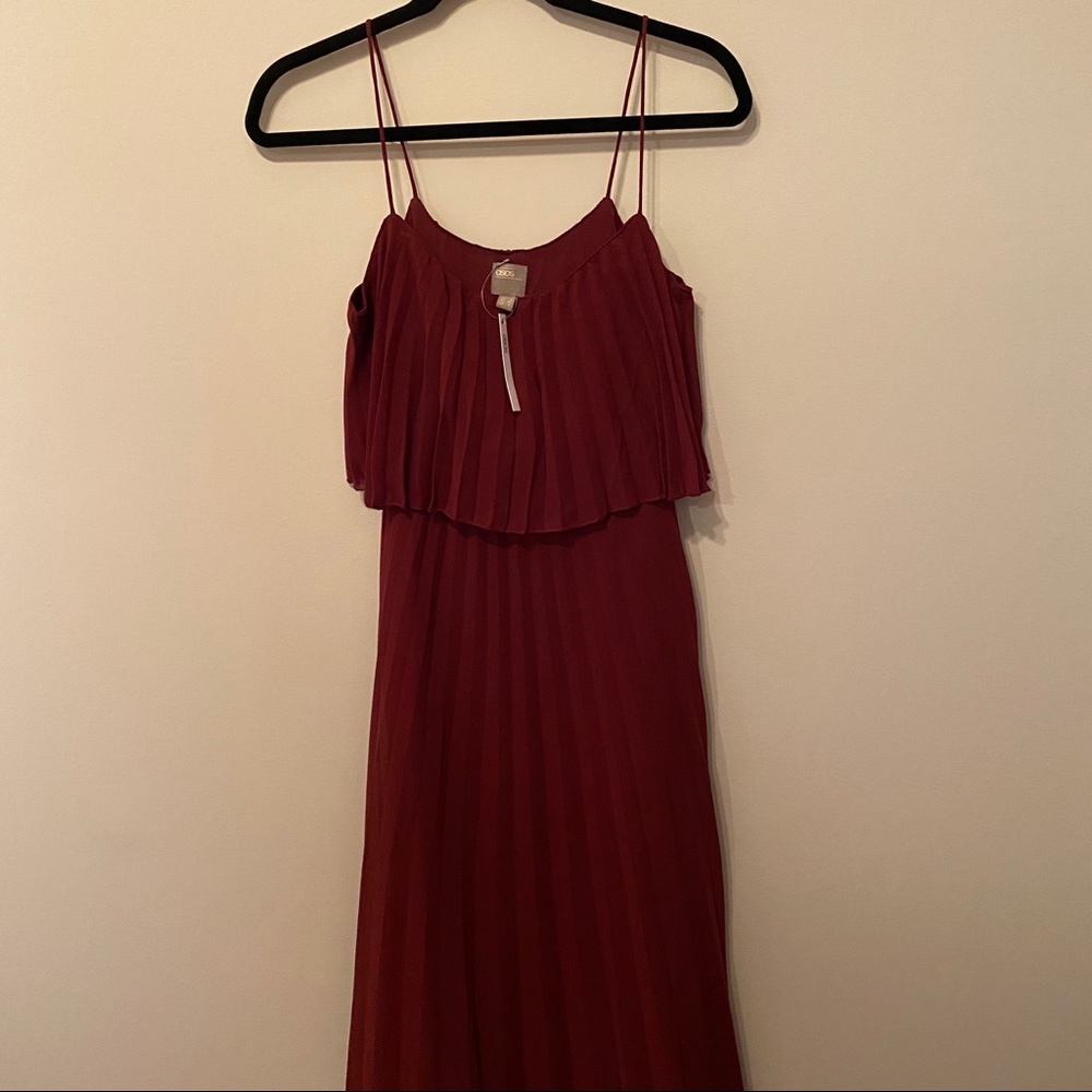 ASOS DESIGN pleated crop top midi dress scoop neck - Picture 7 of 8